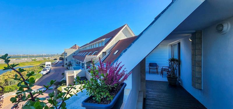 1 Bedroom Property for Sale in Dolphin Beach Western Cape